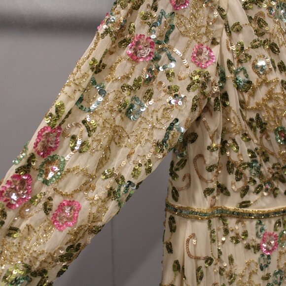 NWT Mac Duggal 5503 Long Sleeve Embellished Floral Gown Dress $698 - Picture 7 of 9